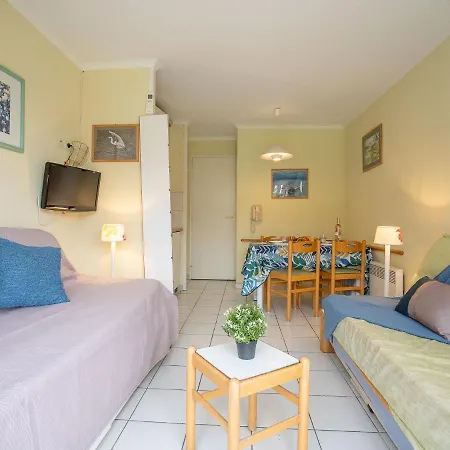 L'esquinade - J3 402 By Interhome Saint-Raphaël