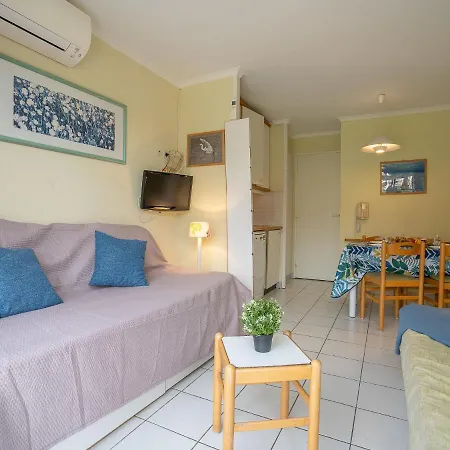 L'esquinade - J3 402 By Interhome Saint-Raphaël